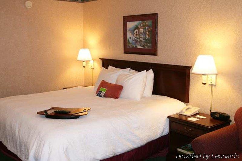 Hampton Hotel 3*